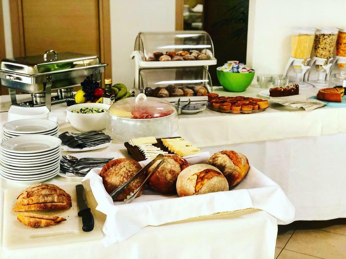 Sa Iba Resort Tertenìa Екстериор снимка